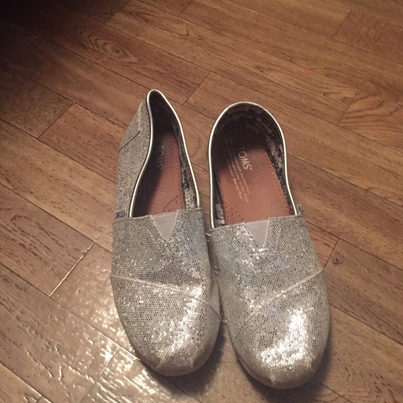 Silver toms