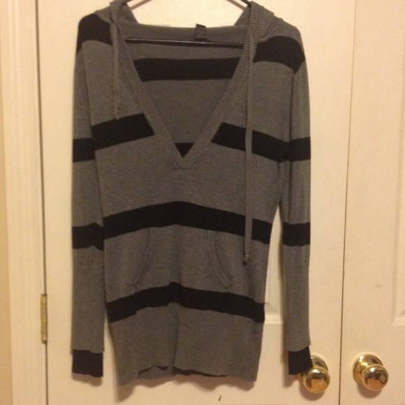 Black and grey stripped sweater.