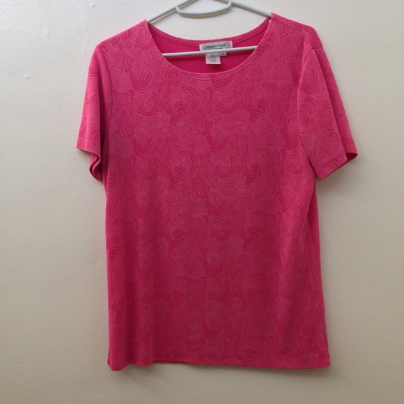 🎈5/$15 Bright pink swirl T-shirt