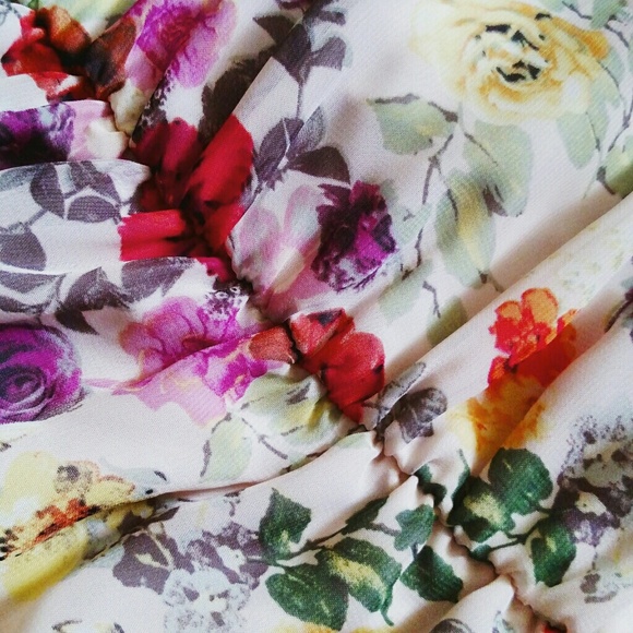 Floral High Low Lace Dress - Picture 4 of 4