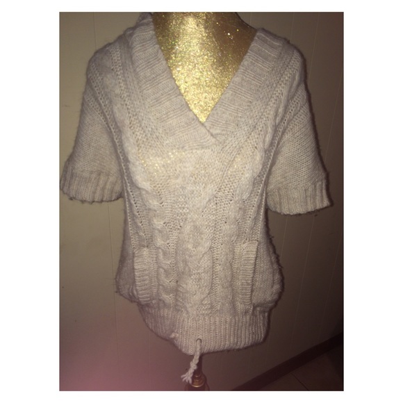 American Eagle Outfitters Tan Sweater