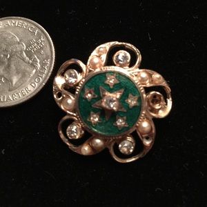 Vintage broach