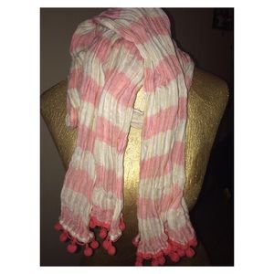 Striped Pom Pom Scarf!