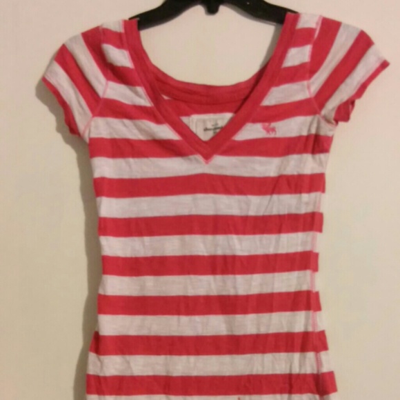 Abercrombie V-neck
