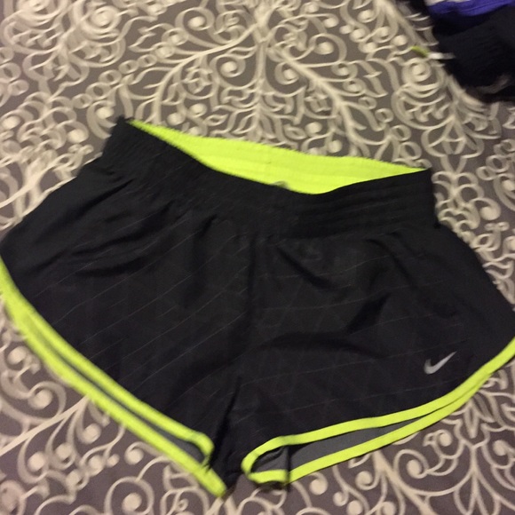 Nike running shorts. Med. Like new! - Picture 1 of 3