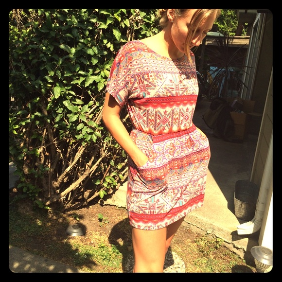 Dress - Picture 1 of 3