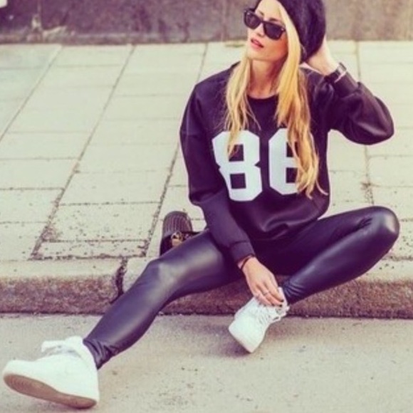 Pants - Purple Faux leather leggings