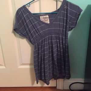 hooded Hollister top