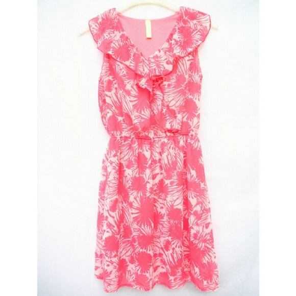 Dresses & Skirts - Pink Floral Dress
