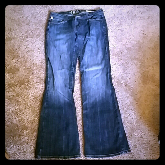 Boot cut jeans