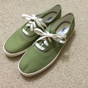 Brand new Keds green 8