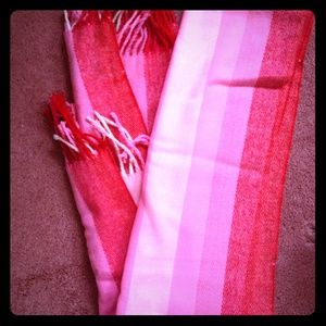 Ombre pink scarf