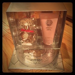 🆕Vince Camuto Amore Perfume gift set