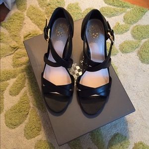 Vince Camuto Black Wedge Size 7.5