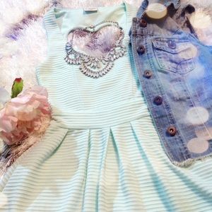 🔺SOLD🔻Mint Green Heart Cut Out Dress (XS)