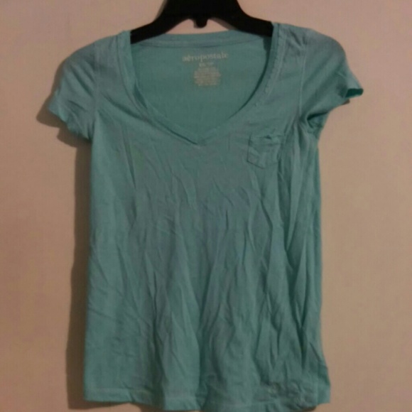 Aeropostale V-neck