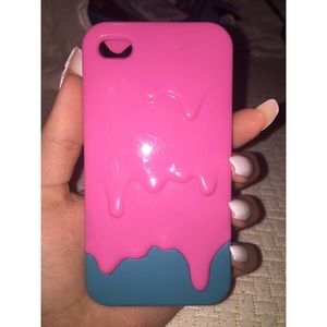 ALL ITEAMS ON HOLD! drip case! iPhone 4/4s