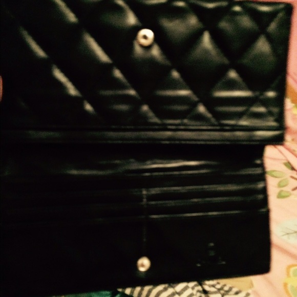 Wallet - Picture 2 of 3