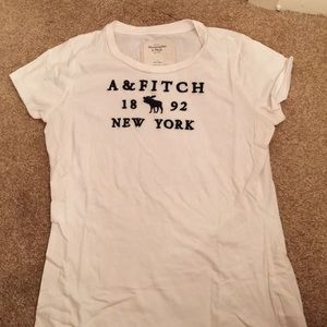 Abercrombie & Fitch fitted tee