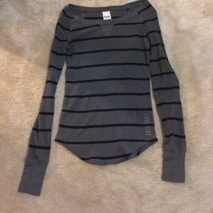 VS pink thermal shirt in excellent condition