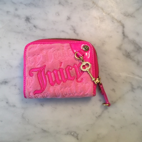 Juicy Couture pink wallet
