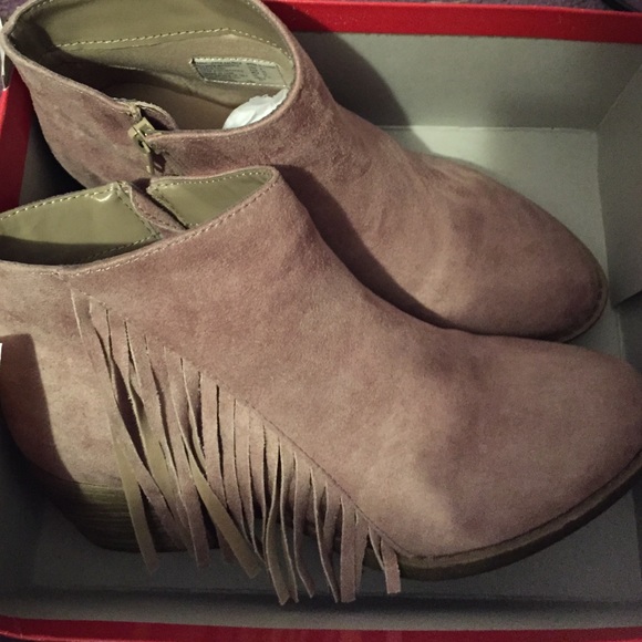 Fringed boots