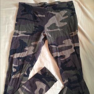 Camo leggings