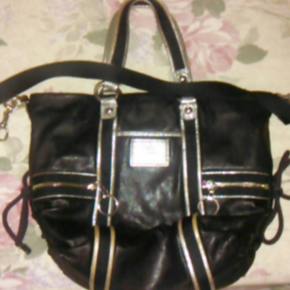 Coach #13819 Poppy Leather Spotlight shoulder bag