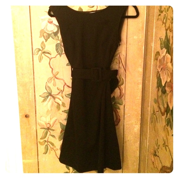 Merona Dresses & Skirts - NWT Business Casual Belted Dress