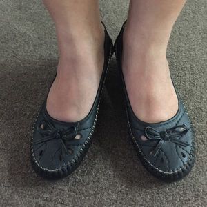 Black shoes