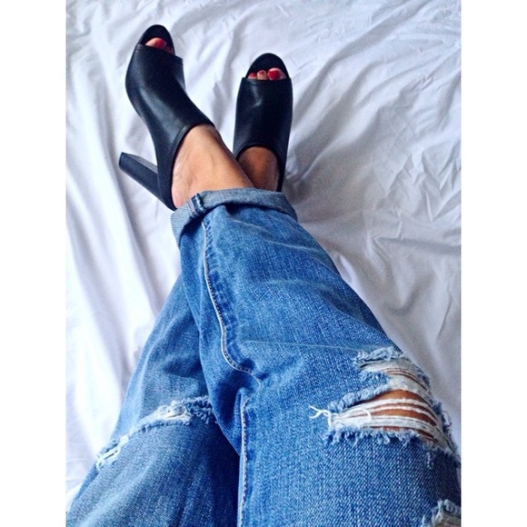 Flash sale❤️Get the look! Black mules