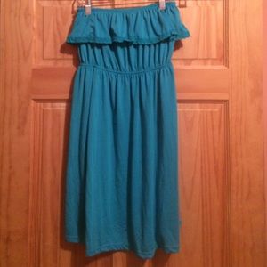 Blue strapless dress