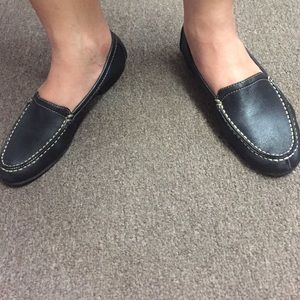 Simple black shoes