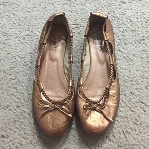 Gold ballerina kitten heels