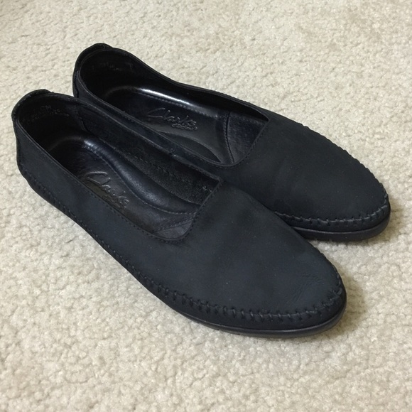 Clarks black flats