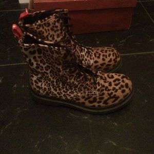 Cheetah combat boots