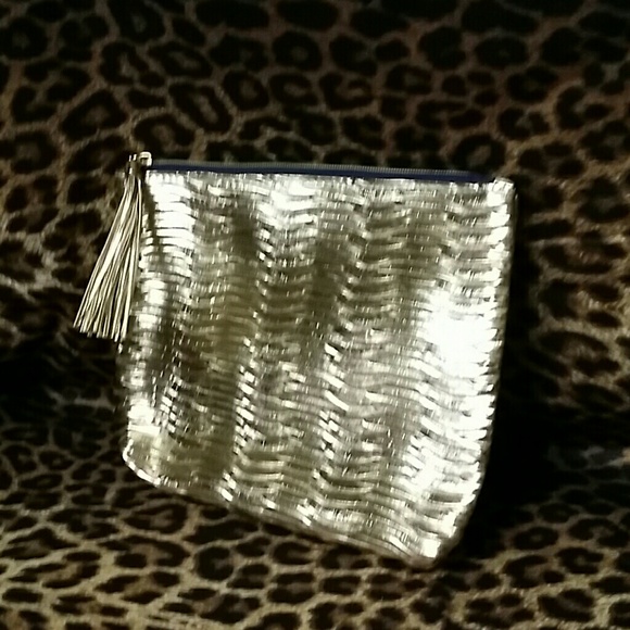 Large gold makeup bag or tablet case - Picture 2 of 4