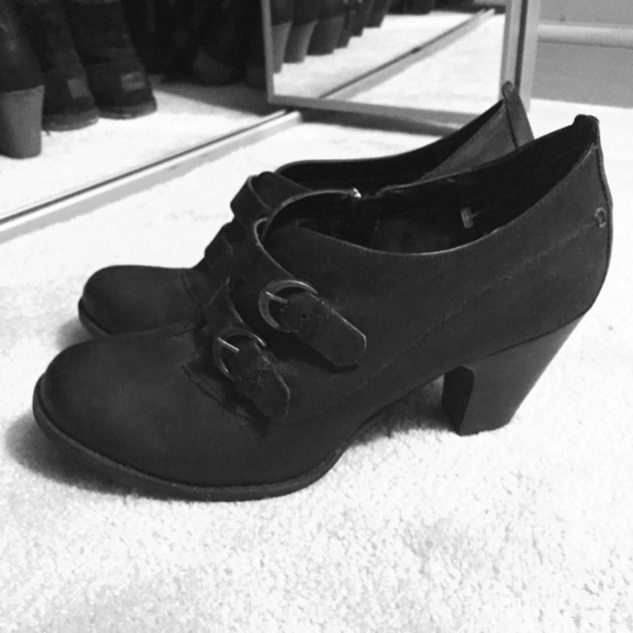 Clark's black ankle boots