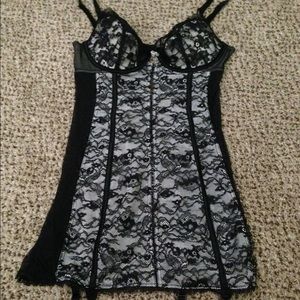 Victoria's Secret Lingerie 34B