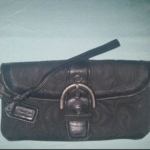 Reduced! COACH WRISTLET QUILTED AUTHENTIC