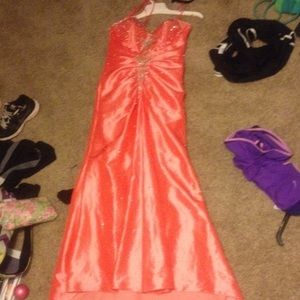 Size 12-14Strapless coral mermaid type prom dress!