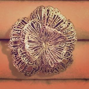 Stella and Dot silver Geneve lace ring