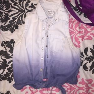 Cropped Sleeveless Tie-front Top