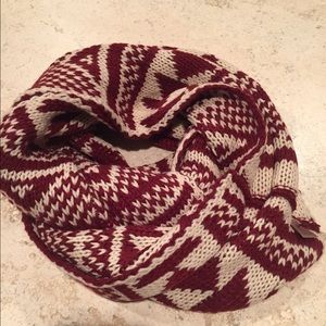 NWT infinity scarf