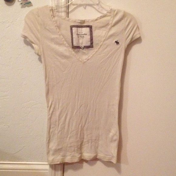 White Abercrombie & Fitch New York V-Neck Shirt - Picture 1 of 2