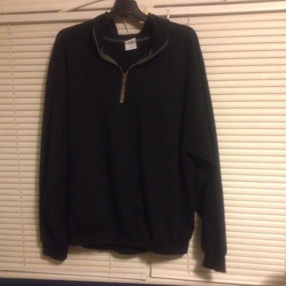 GILDAN mens XL pull over 1/4 zip jacket - Picture 1 of 2