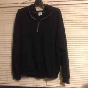 GILDAN mens XL pull over 1/4 zip jacket