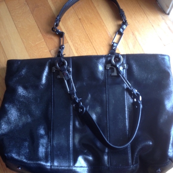 Tory burch tote