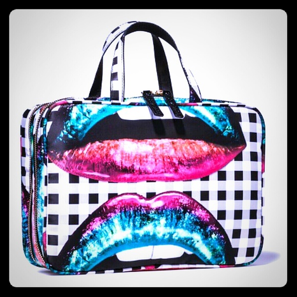 Perfect Make-Up Bag