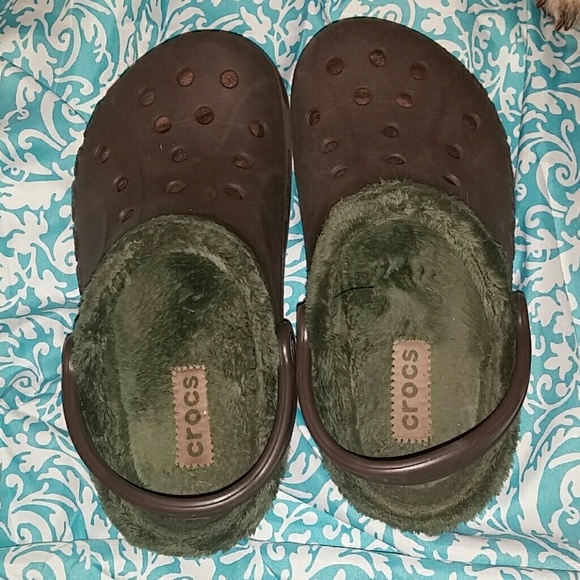 Grey Crocs - Picture 2 of 4